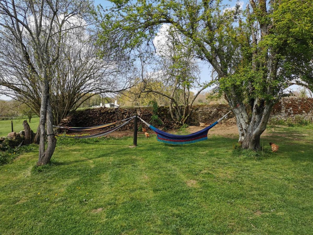 Domaine De La Castagnere Bed & Breakfast Castetnau-Camblong Exterior photo